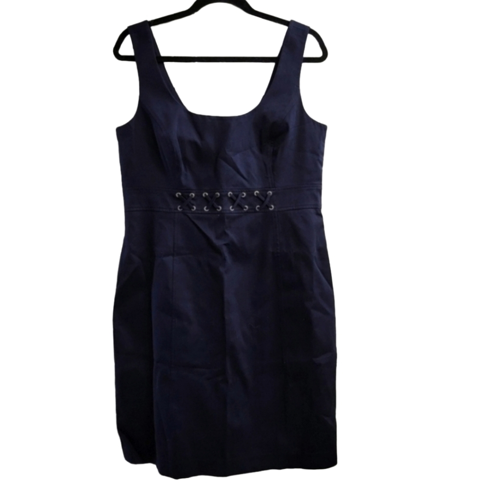 Laundry by Design sleeveless scoop neck dress